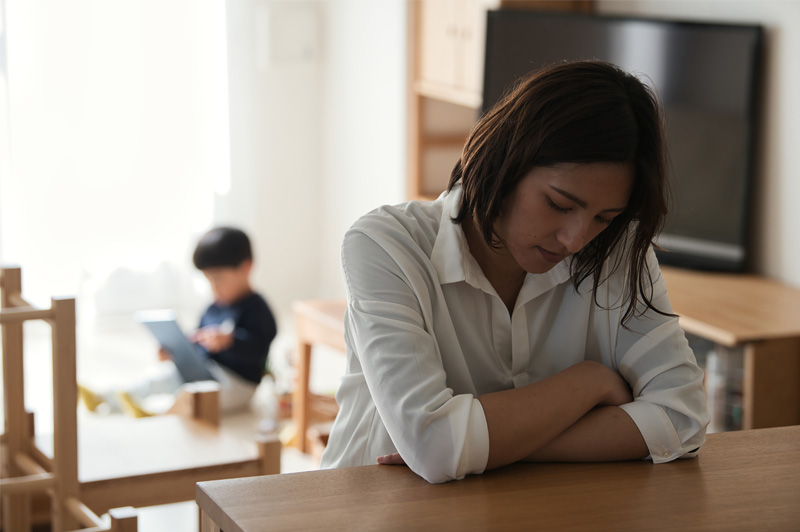 親子の共依存とは？特徴と関係を見直すヒントや考え方を解説